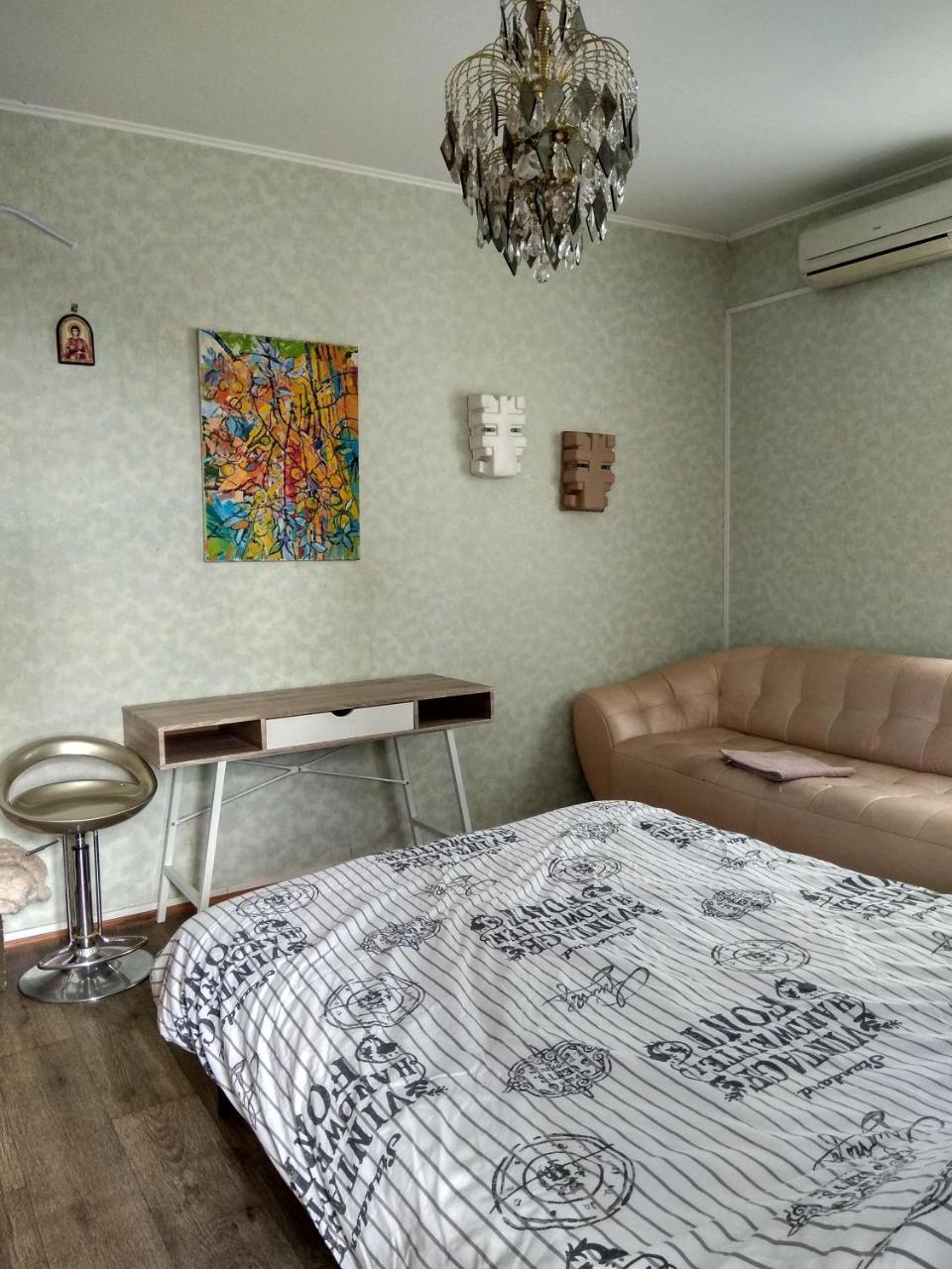Alaska Fox Kiev Exterior foto